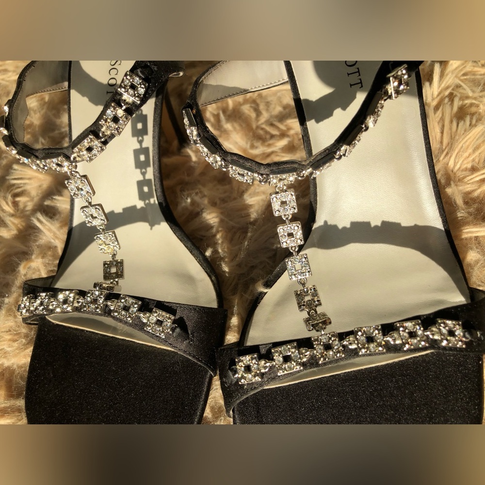 Karen Scott Elegant Black Sandals with Sparkling Accents